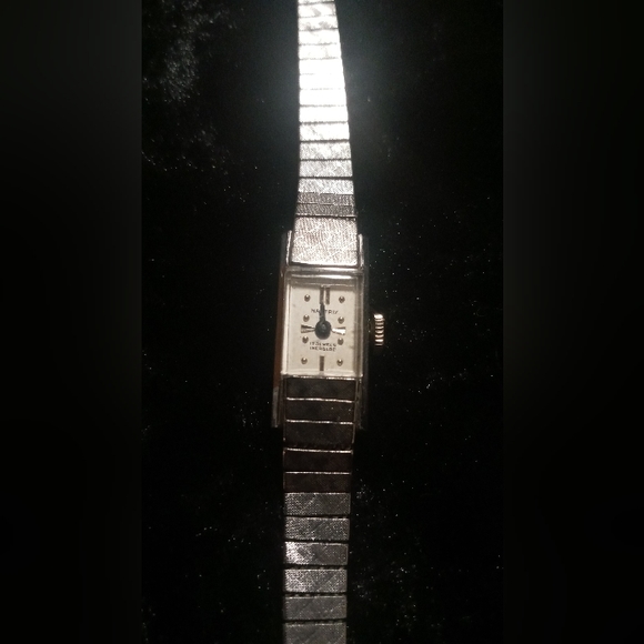 Vintage 10k rpg Nastrix 17 jewel incabloc woman's watch with swiss movement. - Picture 1 of 10